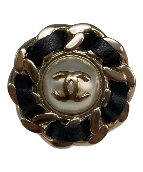 CHANEL（シャネル）CHANEL (シャネル) フェイクパールココマークイヤリング ブラック×ゴールドの古着・服飾アイテム