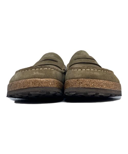 BIRKENSTOCK（ビルケンシュトック）BIRKENSTOCK (ビルケンシュトック) NAPLES クロッグサンダル オリーブ(TAUPE) サイズ:26.5cmの古着・服飾アイテム