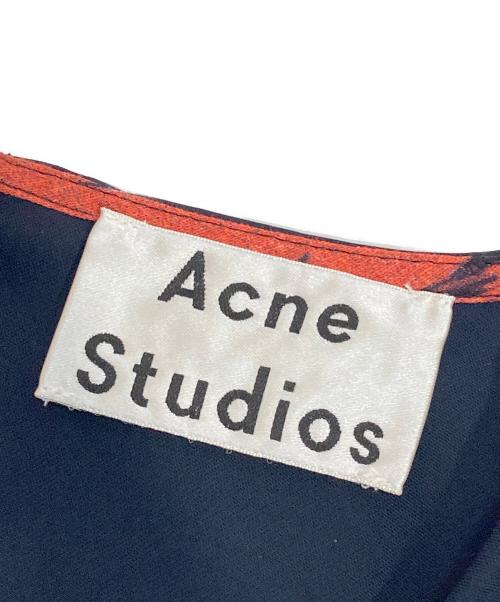 Acne studios（アクネ ストゥディオス）ACNE STUDIOS (アクネ ストゥディオス) 花柄ワンピース レッド×ネイビー サイズ:36(S)の古着・服飾アイテム