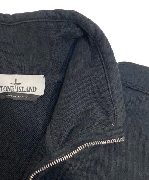 STONE ISLAND（ストーンアイランド）STONE ISLAND (ストーンアイランド) Garment Dyed Zip Sweatshirt ブラック サイズ:Mの古着・服飾アイテム
