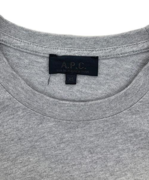 CarHartt（カーハート）CarHartt (カーハート) A.P.C. (アーペーセー) ポケットロゴTシャツ グレー サイズ:XSの古着・服飾アイテム