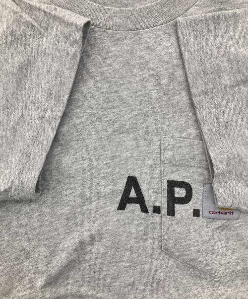CarHartt（カーハート）CarHartt (カーハート) A.P.C. (アーペーセー) ポケットロゴTシャツ グレー サイズ:XSの古着・服飾アイテム
