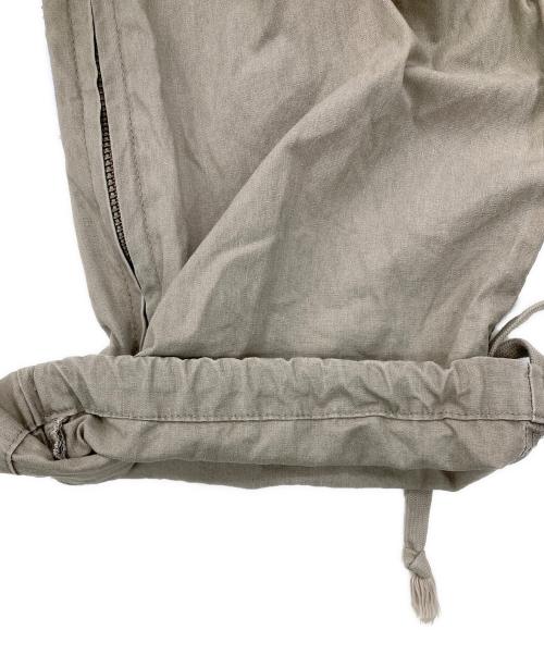 JOHN ELLIOTT（ジョン エリオット）JOHN ELLIOTT (ジョン エリオット) カーゴジョガーパンツ ベージュ サイズ:4の古着・服飾アイテム