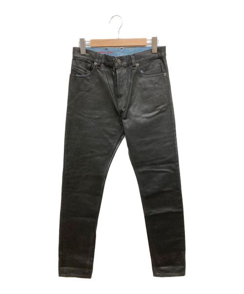 DIESEL（ディーゼル）DIESEL (ディーゼル) 1995-09C85 コーティングデニムパンツ ブラック×インディゴ サイズ:71cm (W28)の古着・服飾アイテム