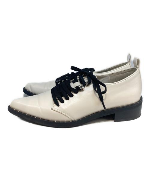 SY UNITED ARROWS（シーユナイテッドアローズ）SY UNITED ARROWS (シーユナイテッドアローズ) ポインテッドレースアップフラットシューズ ホワイト サイズ:25cmの古着・服飾アイテム