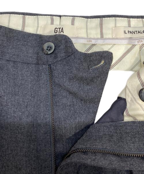 G.T.A（ジーティーアー）G.T.A (ジーティーアー) サイドアジャスタ-パンツ グレー サイズ:Sの古着・服飾アイテム