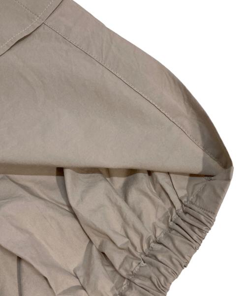 nicholson and nicholson（ニコルソンアンドニコルソン）nicholson and nicholson (ニコルソンアンドニコルソン) Vネックシャツ ベージュ サイズ:Mの古着・服飾アイテム