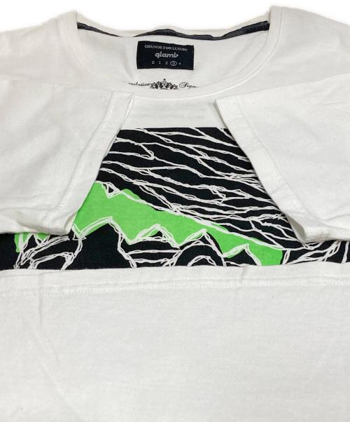 glamb（グラム）glamb (グラム) ジョジョの奇妙な冒険 (ジョジョノキミョウナボウケン) 岸辺露伴 Tシャツ ホワイト サイズ:Lの古着・服飾アイテム