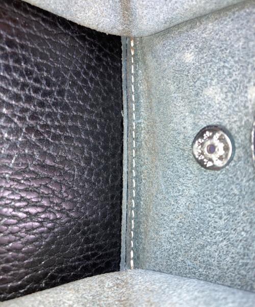 池之端銀革店（イケノハタギンカワテン）池之端銀革店 (イケノハタギンカワテン) iru (IRU) コンパクトウォレット ブラックの古着・服飾アイテム