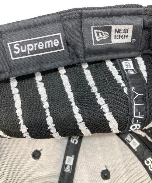 New Era（ニューエラ）New Era (ニューエラ) SUPREME (シュプリーム) Text Stripe New Era ブラックの古着・服飾アイテム