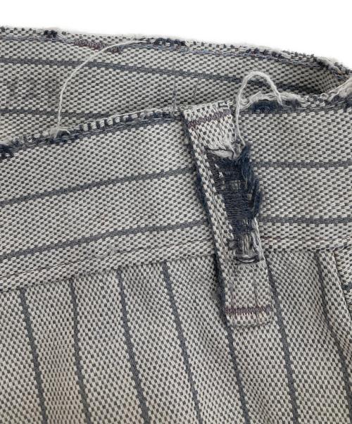 LEVI'S（リーバイス）LEVI'S (リーバイス) STA-PREST ストライプパンツ グレー サイズ:93.5cm(W37)の古着・服飾アイテム