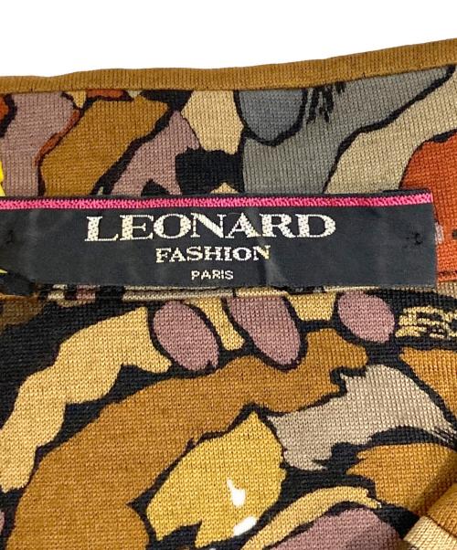 LEONARD FASHION（レオナールファッション）LEONARD FASHION (レオナールファッション) シルク混総柄ワンピース ブラウン サイズ:Mの古着・服飾アイテム