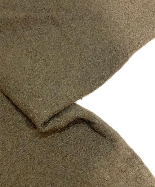 45R（フォーティファイブ・アール）45R (フォーティファイブ・アール) アルル縮絨の908ショールプル カーキ サイズ:Free程度の古着・服飾アイテム