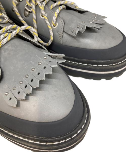 Onitsuka Tiger（オニツカタイガー）Onitsuka Tiger (オニツカタイガー) ANDREA POMPILIO (アンドレアポンピリオ) MNR MOCCASIN AP グレー サイズ:28の古着・服飾アイテム