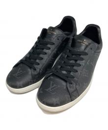 LOUIS VUITTON（ルイ ヴィトン）の古着「モノグラムロゴローカットスニーカー」｜ブラック