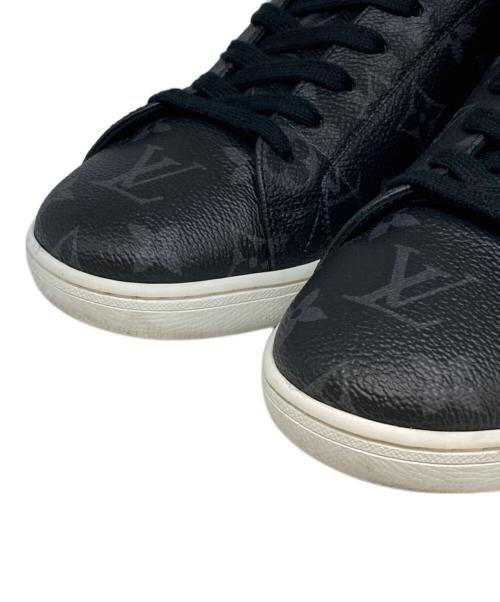 LOUIS VUITTON（ルイ ヴィトン）LOUIS VUITTON (ルイ ヴィトン) モノグラムロゴローカットスニーカー ブラック サイズ:7 1/2の古着・服飾アイテム