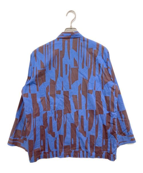 PHEENY（フィーニー）PHEENY (フィーニー) PRINT TYPEWRITER PAJAMAS SHIRT ブルー×ブラウン サイズ:Freeの古着・服飾アイテム