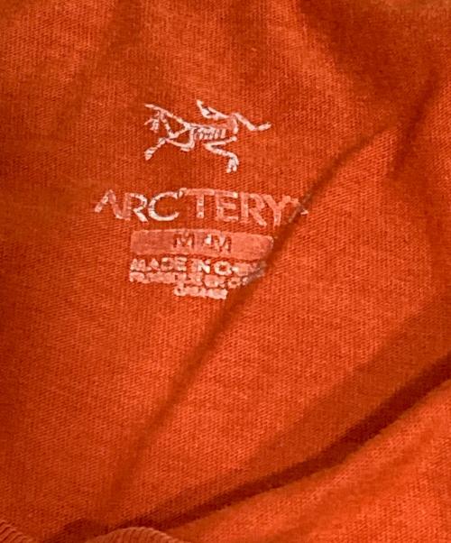 ARC'TERYX（アークテリクス）ARC'TERYX (アークテリクス) ARC'WORD SS T-SHIRT オレンジ サイズ:Mの古着・服飾アイテム