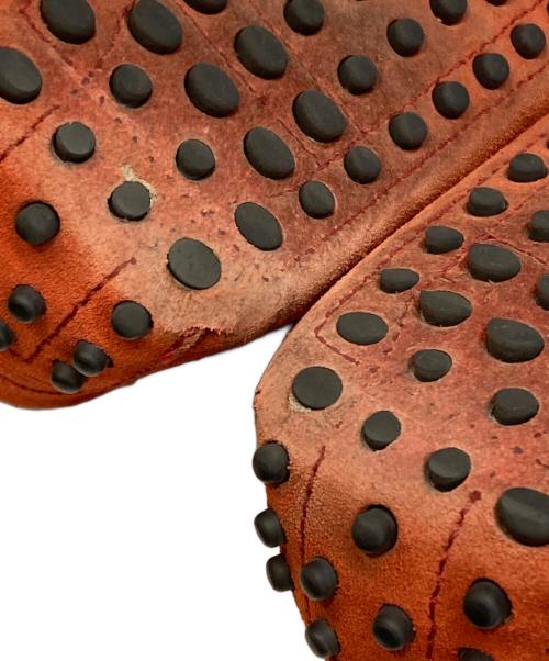 TOD'S（トッズ）TOD'S (トッズ) ドライビングシューズ オレンジ サイズ:7の古着・服飾アイテム