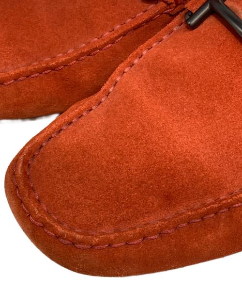 TOD'S（トッズ）TOD'S (トッズ) ドライビングシューズ オレンジ サイズ:7の古着・服飾アイテム