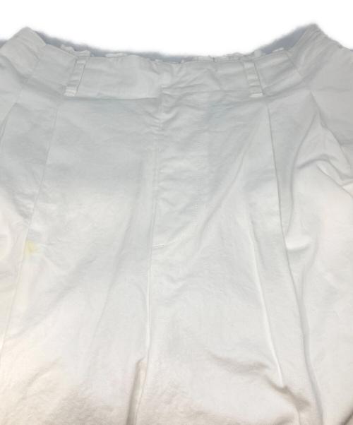 nest Robe（ネストローブ）nest Robe (ネストローブ) コットンチノ近江晒 タックパンツ ホワイト サイズ:freeの古着・服飾アイテム