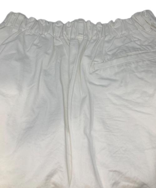 nest Robe（ネストローブ）nest Robe (ネストローブ) コットンチノ近江晒 タックパンツ ホワイト サイズ:freeの古着・服飾アイテム