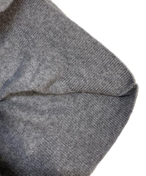 PEARLY GATES（パーリーゲイツ）PEARLY GATES (パーリーゲイツ) カシミヤニット グレー 未使用品の古着・服飾アイテム