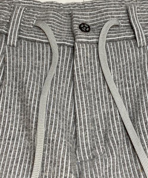 TRATTO（トラット）TRATTO (トラット) ニットコール【1タックワイドイージーパンツ】 グレー サイズ:Mの古着・服飾アイテム