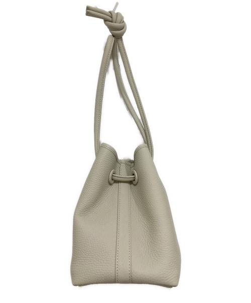 VASIC（ヴァジック）VASIC (ヴァジック) ハンドバッグ アイボリーの古着・服飾アイテム