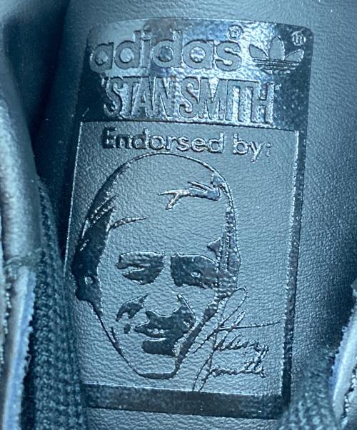 adidas（アディダス）adidas (アディダス) STANSMITH ブラック サイズ:27cmの古着・服飾アイテム
