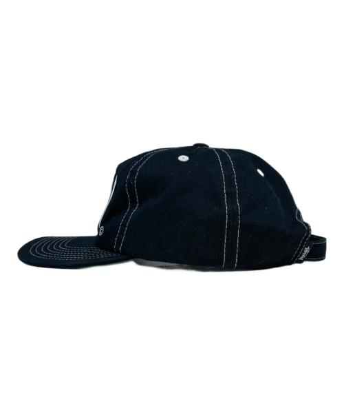 stussy（ステューシー）stussy (ステューシー) MID-DEPTH STU ARCH STRAPBACK ブラック×グリーンの古着・服飾アイテム