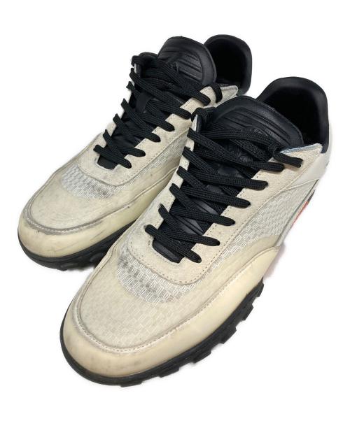 STONE ISLAND（ストーンアイランド）STONE ISLAND (ストーンアイランド) フットボールパネルスニーカー ホワイト サイズ:26.5.cmの古着・服飾アイテム