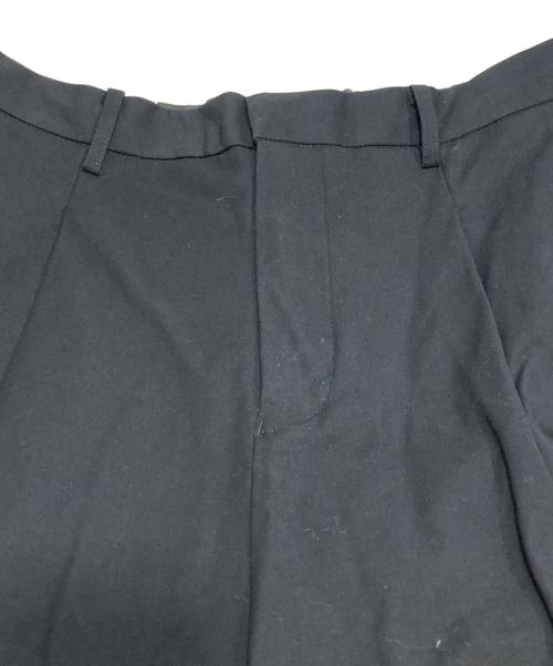 HARE（ハレ）HARE (ハレ) カットオフ ワイドカーゴパンツ ブラック サイズ:Freeの古着・服飾アイテム