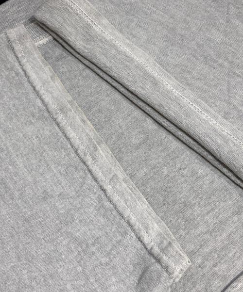 stussy（ステューシー）stussy (ステューシー) ワッペンロゴTシャツ ライトグレー サイズ:Mの古着・服飾アイテム