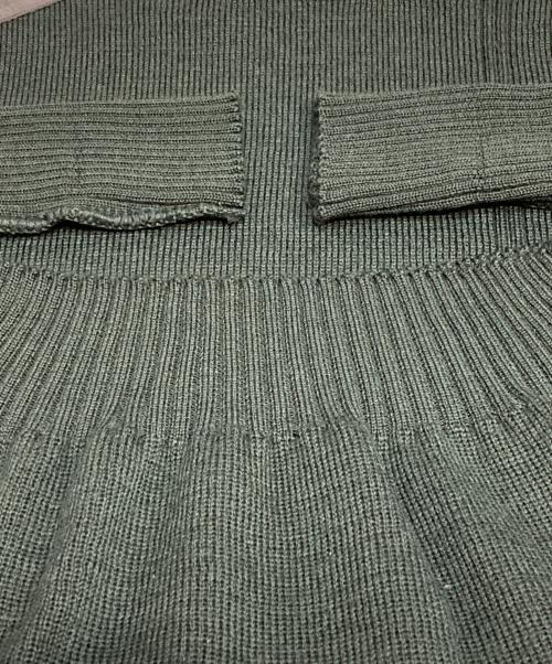 Burberry's（バーバリー）Burberry's (バーバリーズ) コマンドセーター カーキ サイズ:Sの古着・服飾アイテム