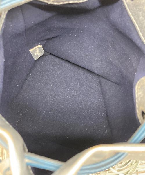 J&M DAVIDSON（ジェイ＆エム デヴィッドソン）J&M DAVIDSON (ジェイ＆エム デヴィッドソン) フリンジカーニバルミニショルダーバッグ シルバーの古着・服飾アイテム