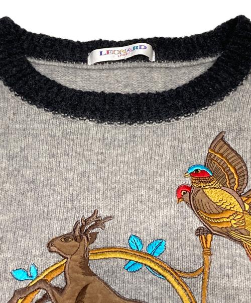 LEONARD SPORT（レオナール スポーツ）LEONARD SPORT (レオナール スポーツ) 刺繍ニット グレー サイズ:不明の古着・服飾アイテム