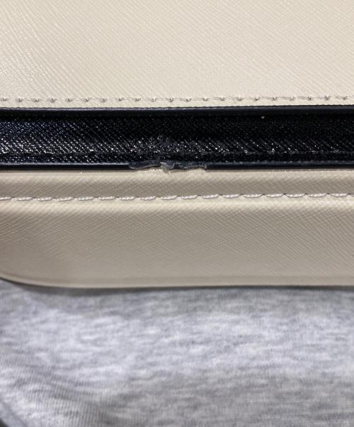 MARC JACOBS（マークジェイコブズ）MARC JACOBS (マークジェイコブス) THE SNAP SHOT ベージュの古着・服飾アイテム