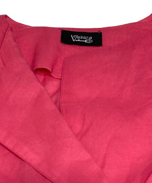 Velnica（ヴェルニカ）Velnica (ヴェルニカ) フレアスリーブマキシワンピース。 ショッキングピンク サイズ:freeの古着・服飾アイテム