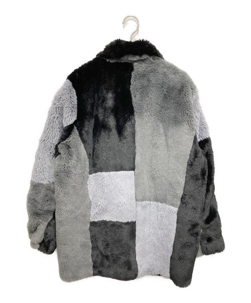NO ID. BLACK（ノーアイディー ブラック）NO ID. BLACK (ノーアイディー ブラック) フェイクファーパッチワークコート ブラック サイズ:2の古着・服飾アイテム