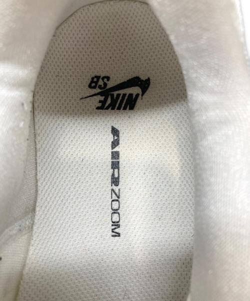NIKE SB（ナイキエスビー）NIKE SB (ナイキエスビー) ZOOM NYJAH 4 ホワイト サイズ:27.5の古着・服飾アイテム