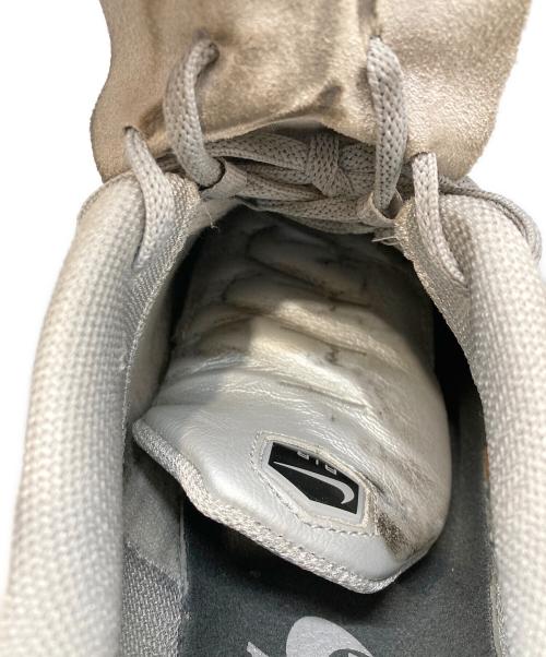 NIKE（ナイキ）NIKE (ナイキ) ローカットスニーカー シルバー サイズ:28cmの古着・服飾アイテム