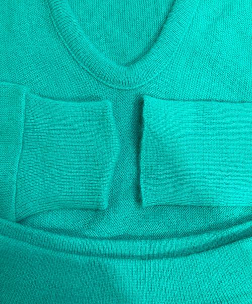 IZOD（アイゾッド）IZOD (アイゾッド) Vネックニット グリーン サイズ:Mの古着・服飾アイテム