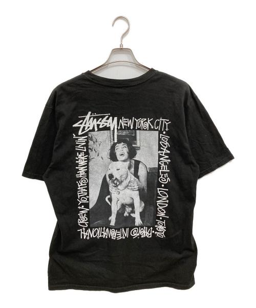 stussy（ステューシー）stussy (ステューシー) HOW WE'RE LIVIN' PIGMENT DYED TEE ブラック サイズ:Lの古着・服飾アイテム