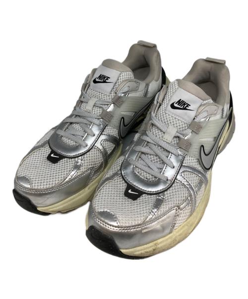 NIKE（ナイキ）NIKE (ナイキ) W V2K ラン ホワイト サイズ:27.5cmの古着・服飾アイテム