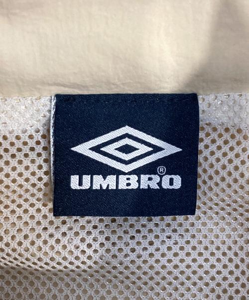 UMBRO（アンブロ）UMBRO (アンブロ) FREAK'S STORE (フリークストア) ナイロンジャケット ベージュ サイズ:Mの古着・服飾アイテム