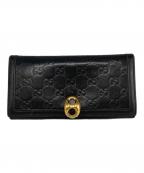 GUCCIグッチ）の古着「GGシマ 金具付き二つ折り財布」｜ブラック