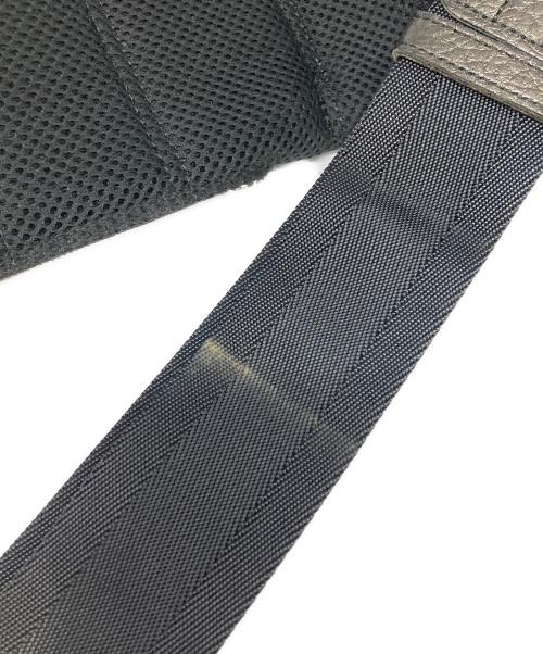 MSPC（エムエピーシー）MSPC (エムエピーシー) スタッズ×レザーウエストバッグ グレーの古着・服飾アイテム