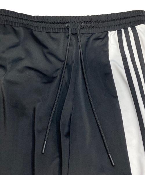 adidas（アディダス）adidas (アディダス) サイドストライプパンツ ブラック サイズ:Lの古着・服飾アイテム