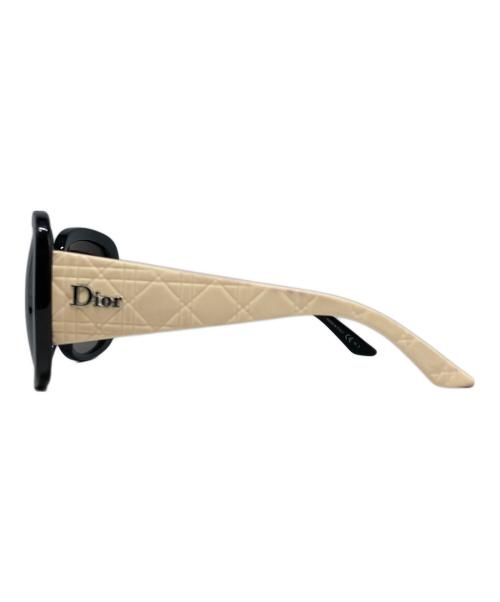 Christian Dior（クリスチャン ディオール）Christian Dior (クリスチャン ディオール) カナージュスクエアサングラス ブラック×ホワイト サイズ:56□18 135の古着・服飾アイテム